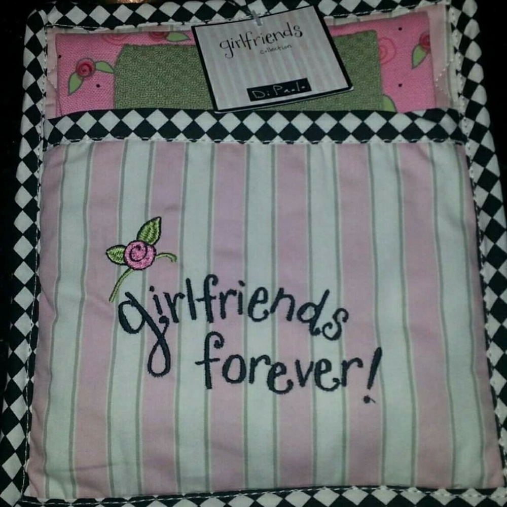 Boutique style hot mitt and hand towel